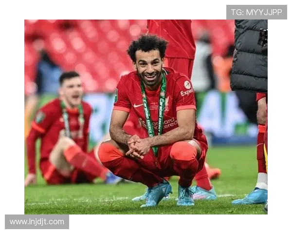 切尔西球探盯上雷恩年轻后卫雅奎特合同与非洲杯主帅表态引关注