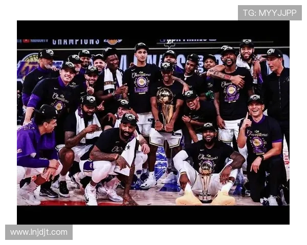 湖人队新赛季展望:詹姆斯与浓眉组合力争总冠军荣耀